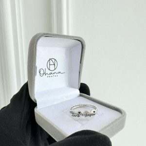 Anel de prata com dois corações personalizados